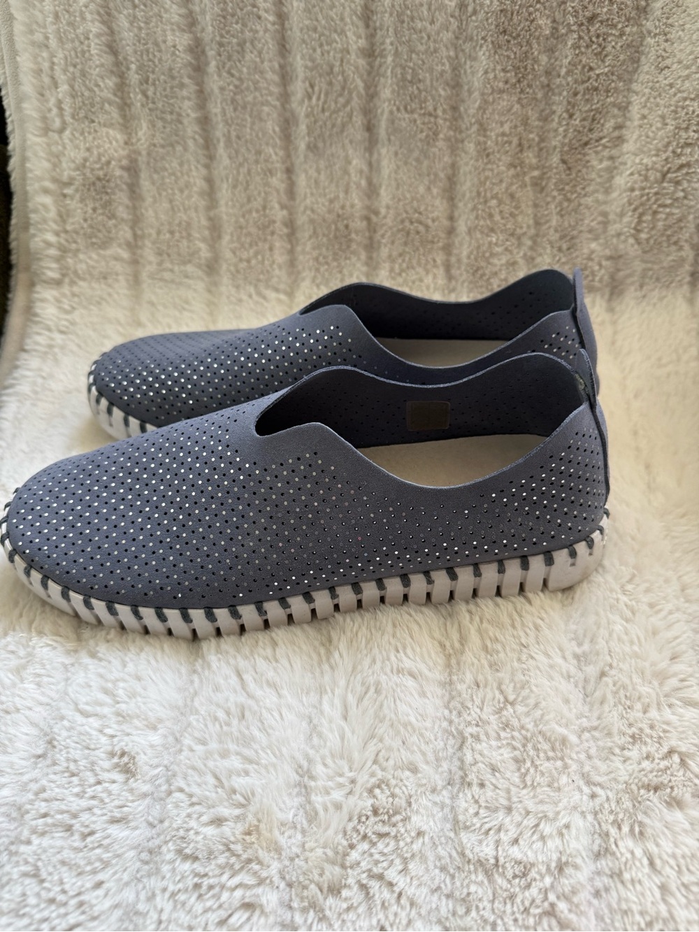 Ilse Jacobsen Grey Perforated Slip-On Flats with Stud Detail